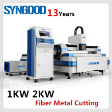 Machine de découpe laser en métal Fibre 500W 1KW 2KW 3KW pour acier au carbone et acier inoxydable 0.5-20mm Syngood 1.5x3.0m